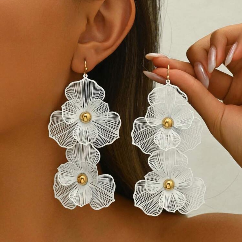 1 Pair Fashion White Double-Layer Flower Earrings Exaggerated Design 16$